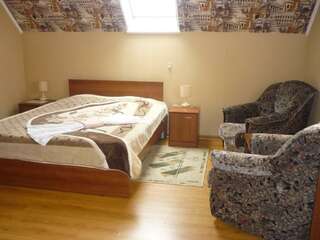 Гостиница Гостевой домик Старый Оскол 2-местный номер комфорт (мансарда)-5